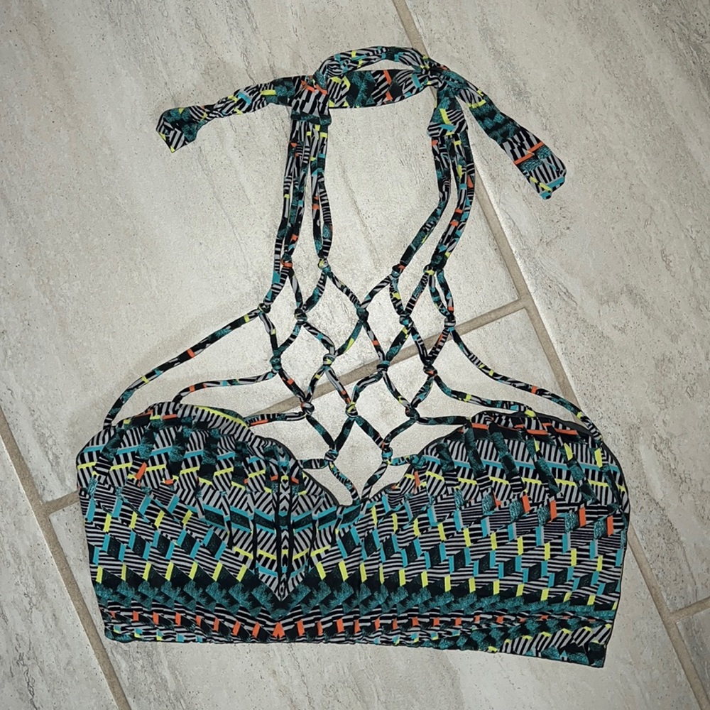 NWOT San Lorenzo Bikini Top